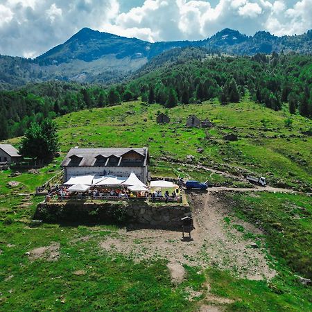 Хостел Rifugio Parpinasca Trontano Экстерьер фото